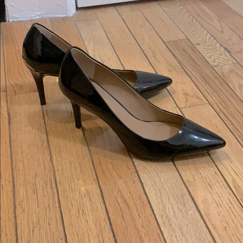 Calvin Klein black pumps!